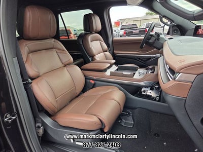 2026 Lincoln Navigator L Reserve
