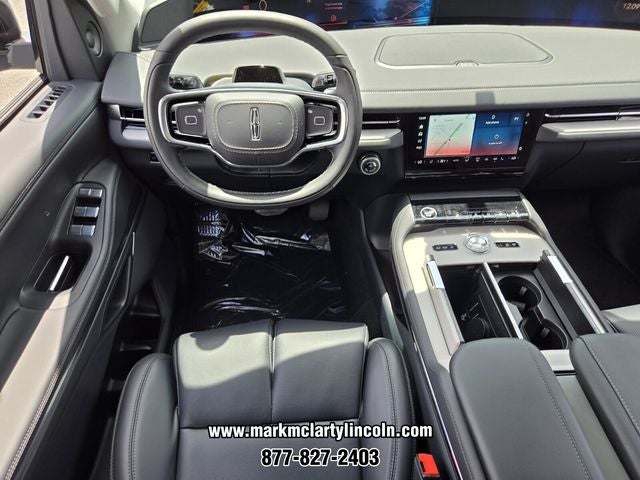 2027 Lincoln Navigator L Premiere