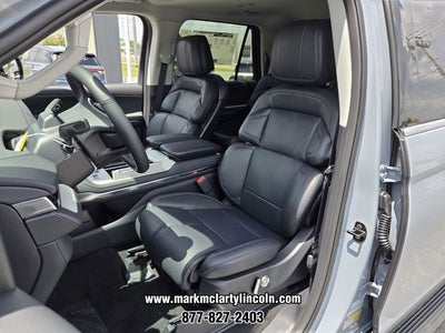 2027 Lincoln Navigator L Premiere