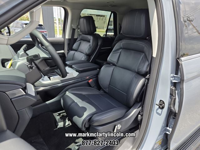 2027 Lincoln Navigator L Premiere