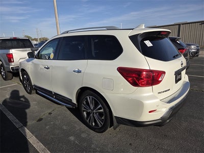 2019 Nissan Pathfinder Platinum