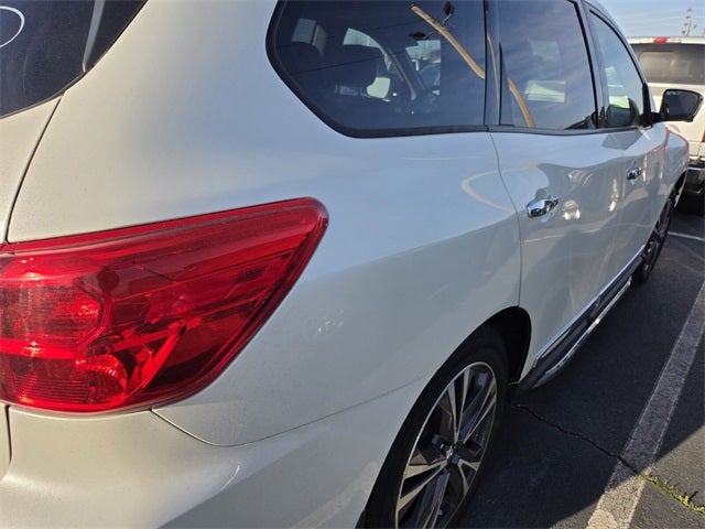 2019 Nissan Pathfinder Platinum
