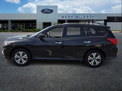 2019 Nissan Pathfinder SL