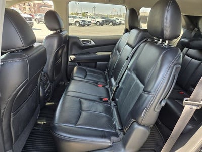 2019 Nissan Pathfinder SL