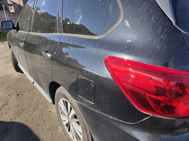 2019 Nissan Pathfinder SL