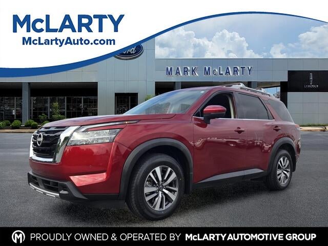 2024 Nissan Pathfinder SL