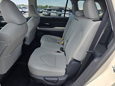 2024 Toyota Grand Highlander Hybrid XLE