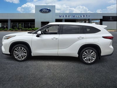 2023 Toyota Highlander Platinum