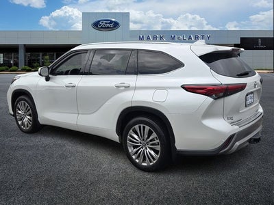 2023 Toyota Highlander Platinum