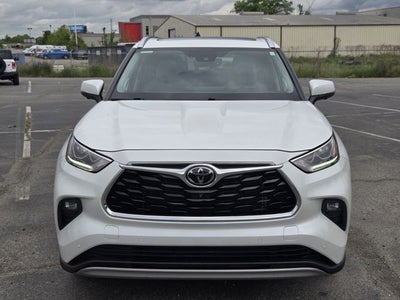 2023 Toyota Highlander Platinum