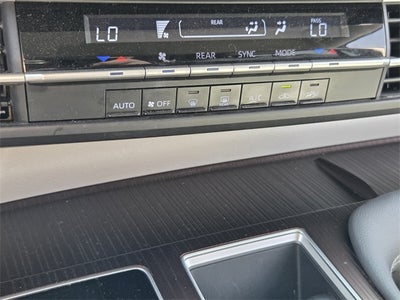 2021 Toyota Sienna LE 8 Passenger