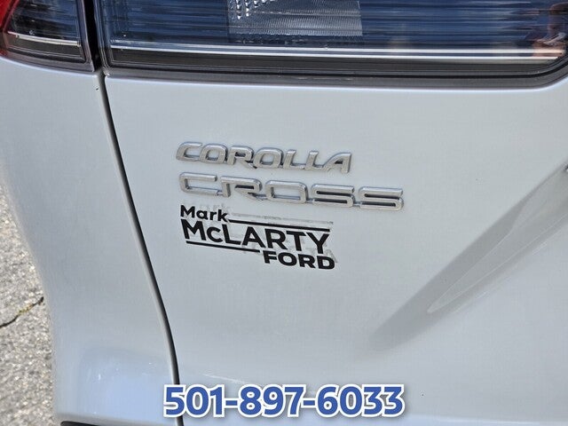 2024 Toyota Corolla Cross XLE