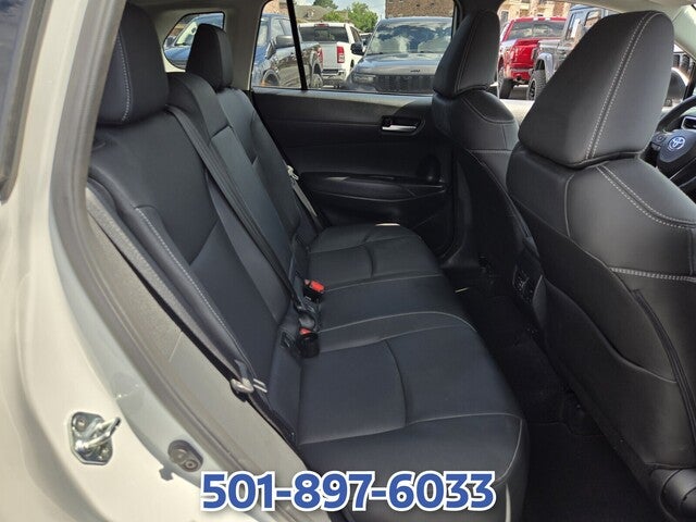 2024 Toyota Corolla Cross XLE