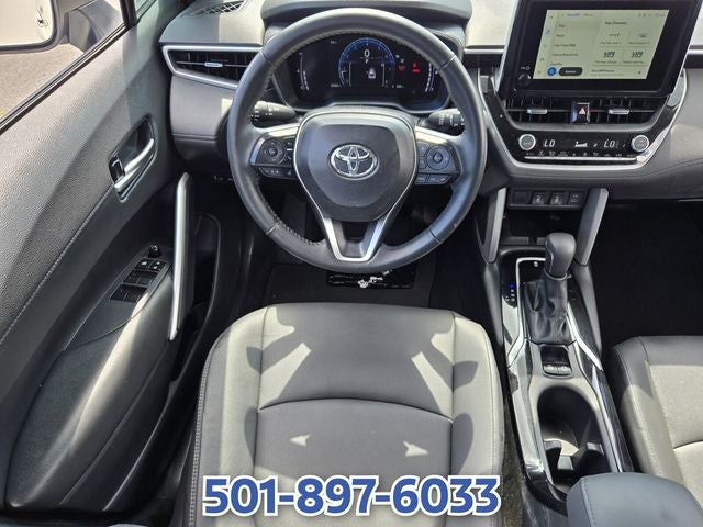 2024 Toyota Corolla Cross XLE