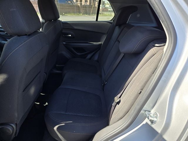 2022 Chevrolet Trax LS