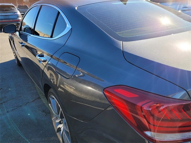 2020 Genesis G70 2.0T