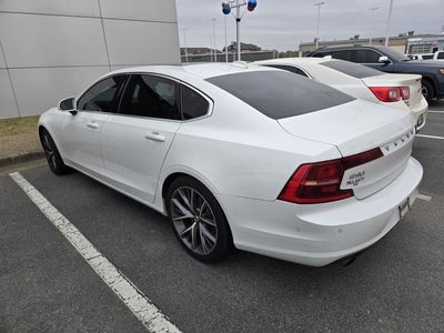 2018 Volvo S90 T5 Momentum