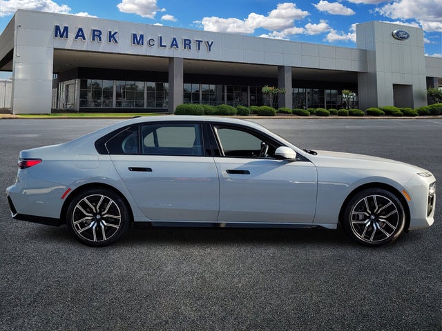 2025 BMW 7 Series 740i xDrive