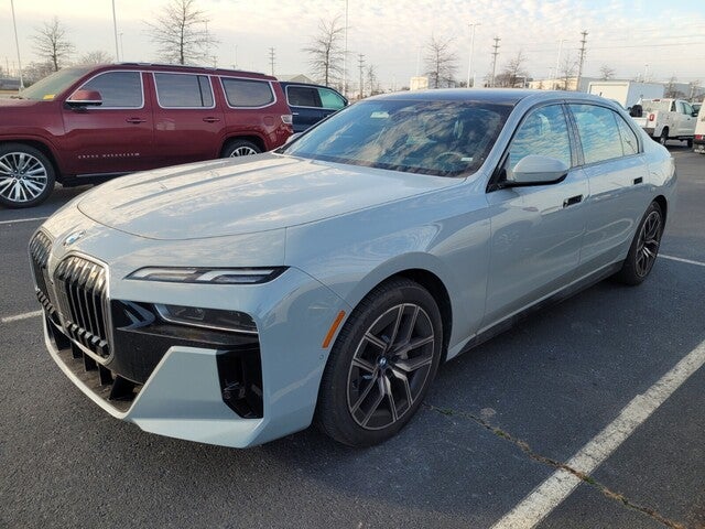 2025 BMW 7 Series 740i xDrive