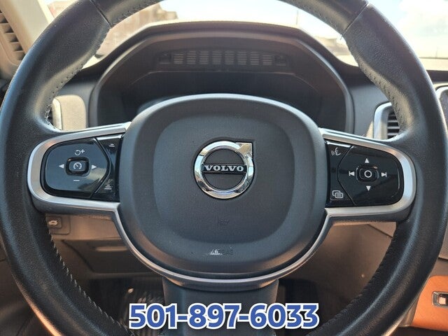2022 Volvo XC90 T5 Momentum