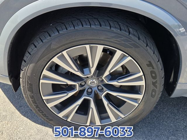 2022 Volvo XC90 T5 Momentum
