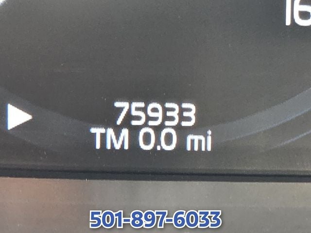 2022 Volvo XC90 T5 Momentum