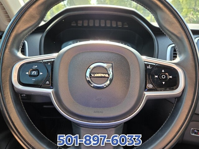 2022 Volvo XC90 T5 Momentum