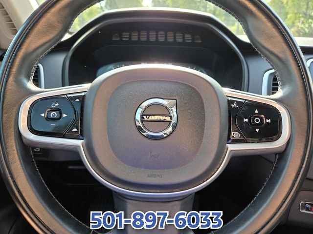 2022 Volvo XC90 T5 Momentum