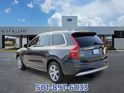 2022 Volvo XC90 T5 Momentum