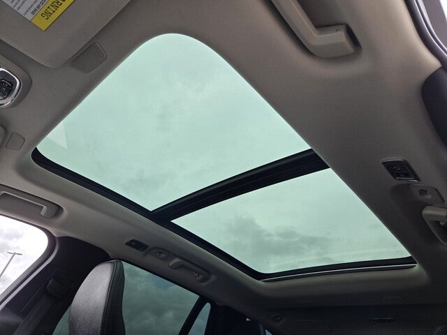 2022 Volvo XC90 T5 Momentum