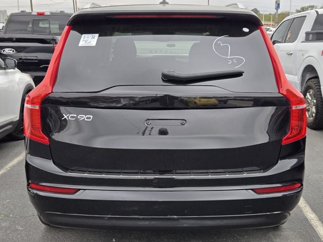 2022 Volvo XC90 T5 Momentum