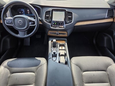2023 Volvo XC90 B5 Plus