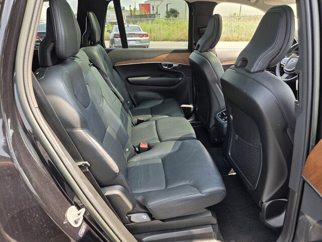 2023 Volvo XC90 B5 Plus