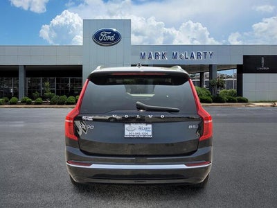 2023 Volvo XC90 B5 Plus