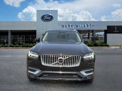 2023 Volvo XC90 B5 Plus