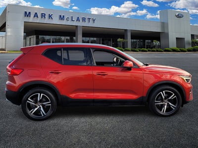2023 Volvo XC40 B5 Core