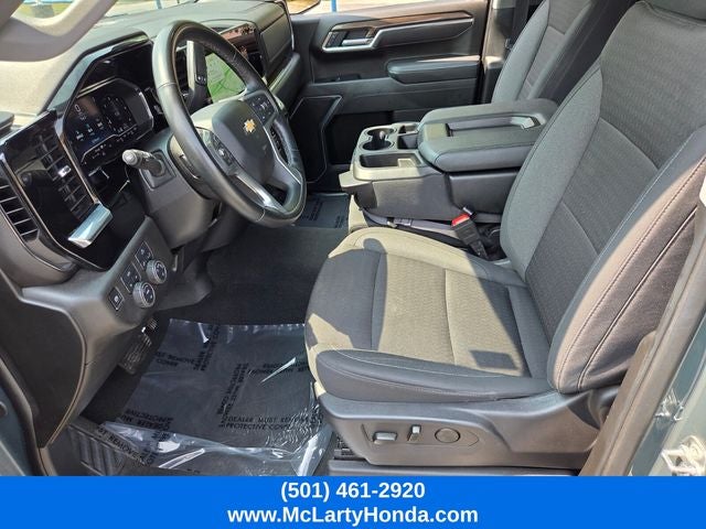 2025 Chevrolet Silverado 1500 LT LT1