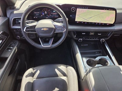 2025 Chevrolet Suburban LT