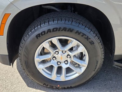 2025 Chevrolet Suburban LT