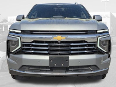 2025 Chevrolet Suburban LT