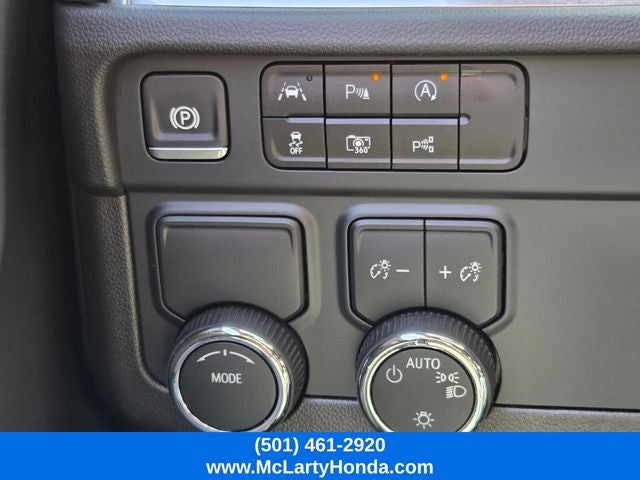 2025 Chevrolet Suburban LT