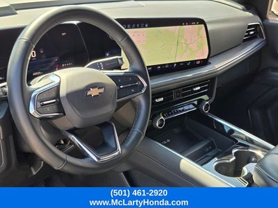 2025 Chevrolet Suburban LT