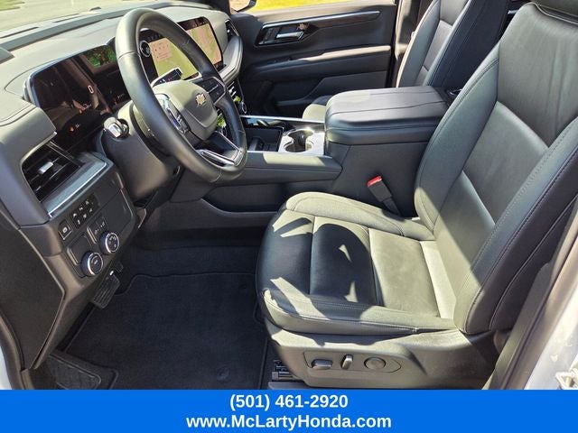 2025 Chevrolet Suburban LT