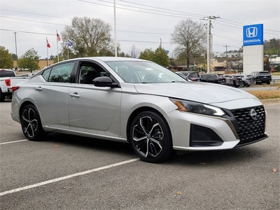 2023 Nissan Altima 2.5 SR