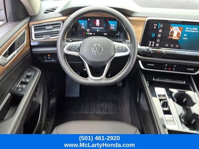 2025 Volkswagen Atlas 2.0T SE w/Technology