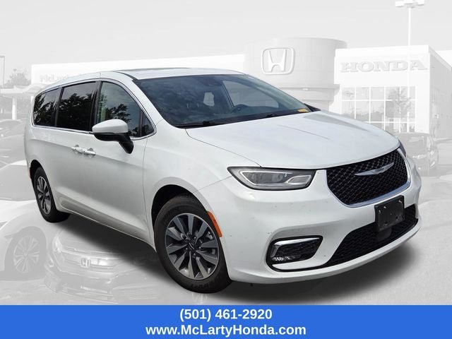 2023 Chrysler Pacifica Hybrid Touring L