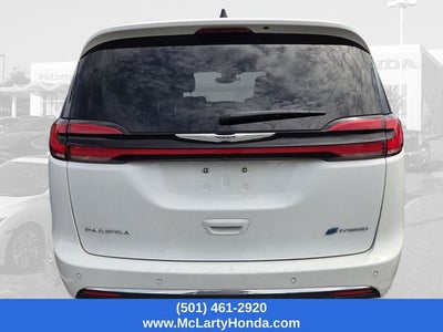 2023 Chrysler Pacifica Hybrid Touring L