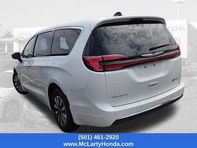2023 Chrysler Pacifica Hybrid Touring L