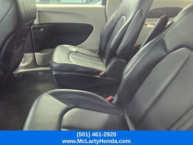 2023 Chrysler Pacifica Hybrid Touring L