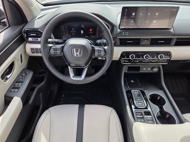 2026 Honda Pilot Touring Blackout